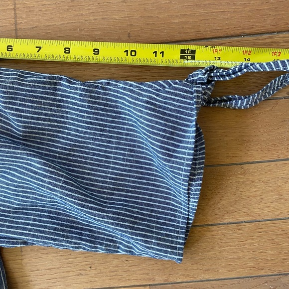 NWOT Michelle Thomas cold shoulder striped  top - Picture 11 of 16